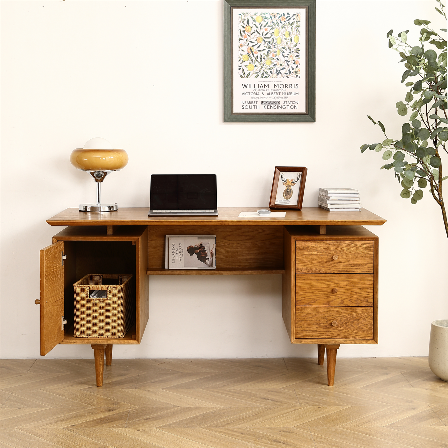 Oak Essence Writing Desk