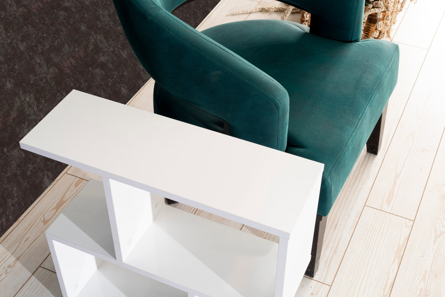 Alfa Chairside Table - White