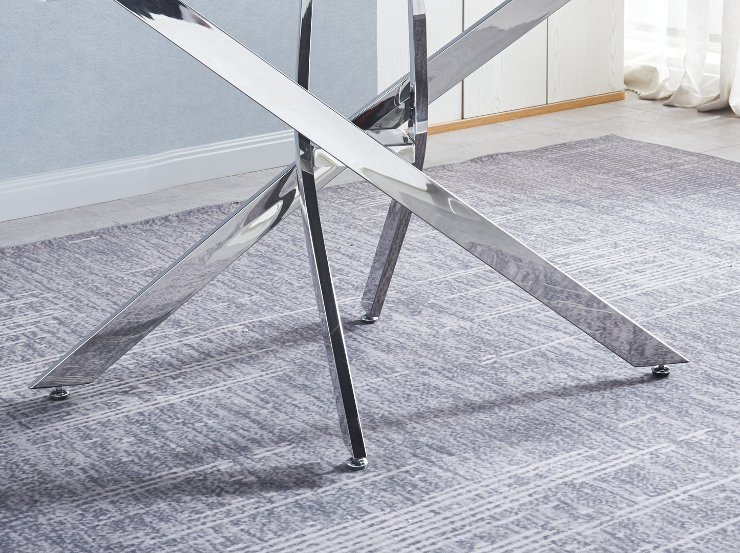 Elegant Edge Dining Table