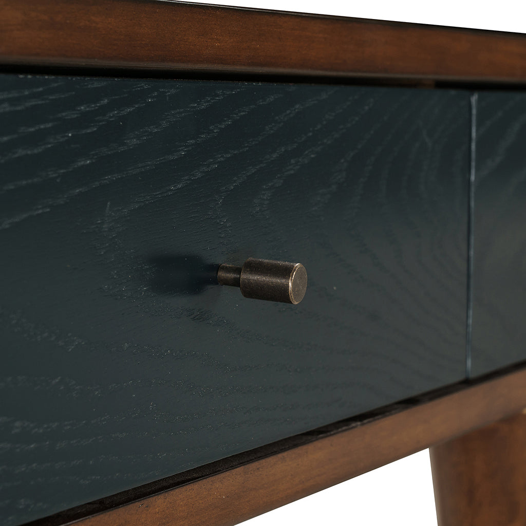 Vital Desk 3-Drawer Writing Station Desk