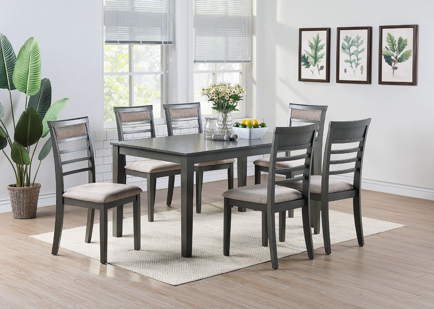 Elegant Vintage Charm Dining Set