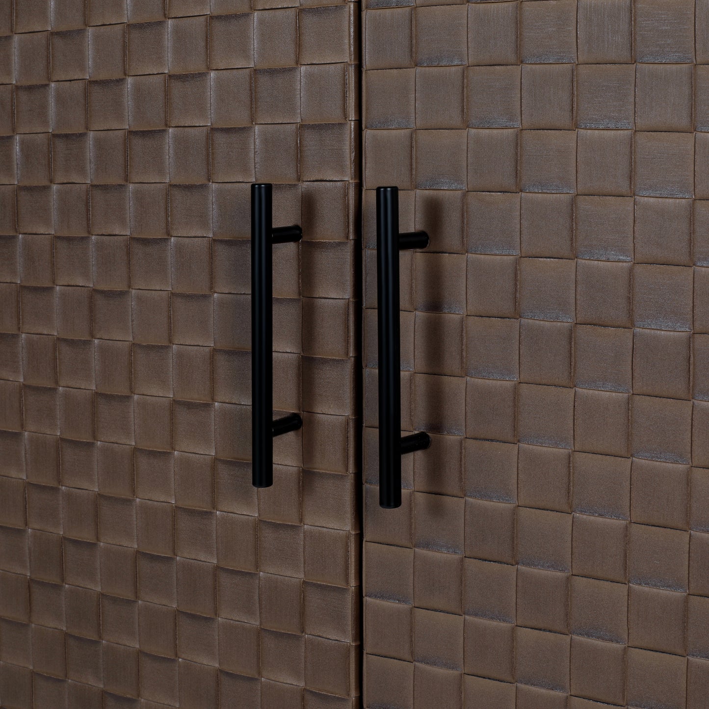 LeatherLine Cabinet