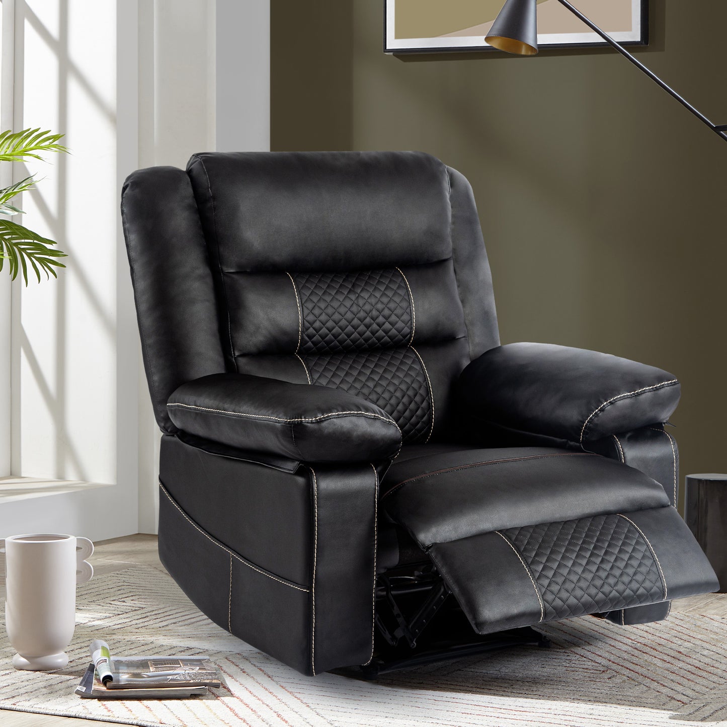 Thorne Leather Massage Recliner - Black