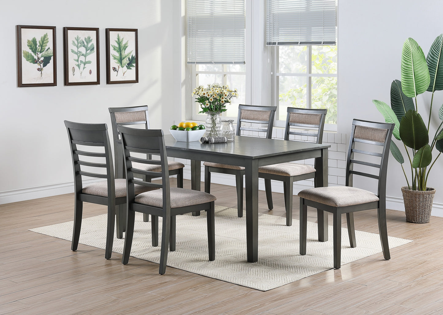 Elegant Vintage Charm Dining Set