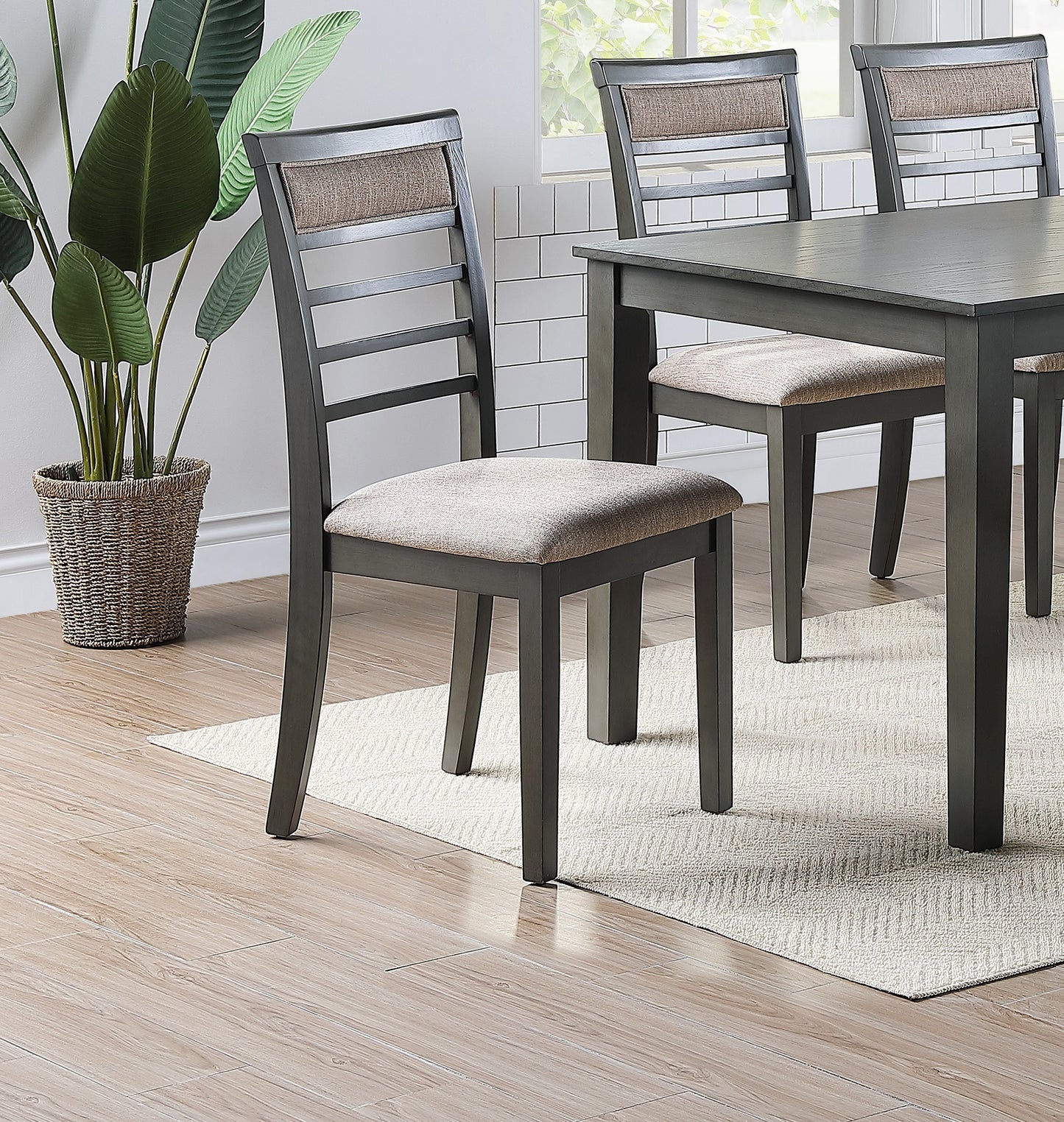 Elegant Vintage Charm Dining Set