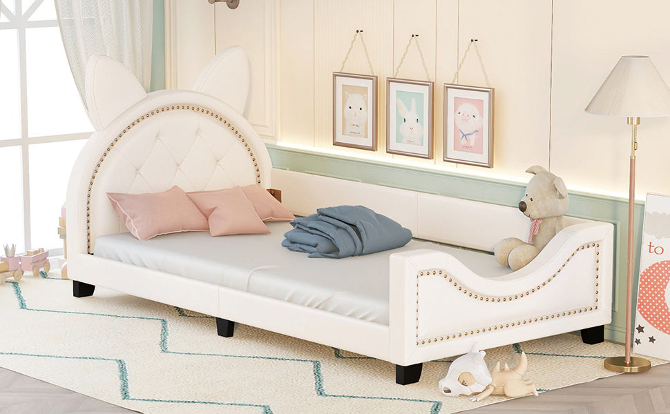 Dreamy Haven Twin Daybed