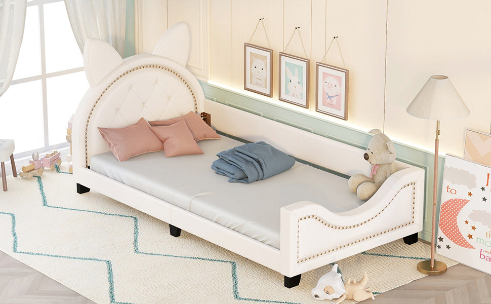 Dreamy Haven Twin Daybed