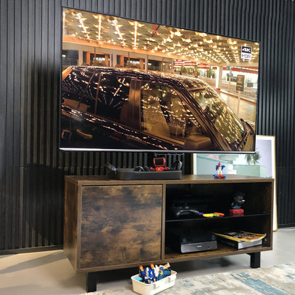 Elegant Woodland TV Retreat