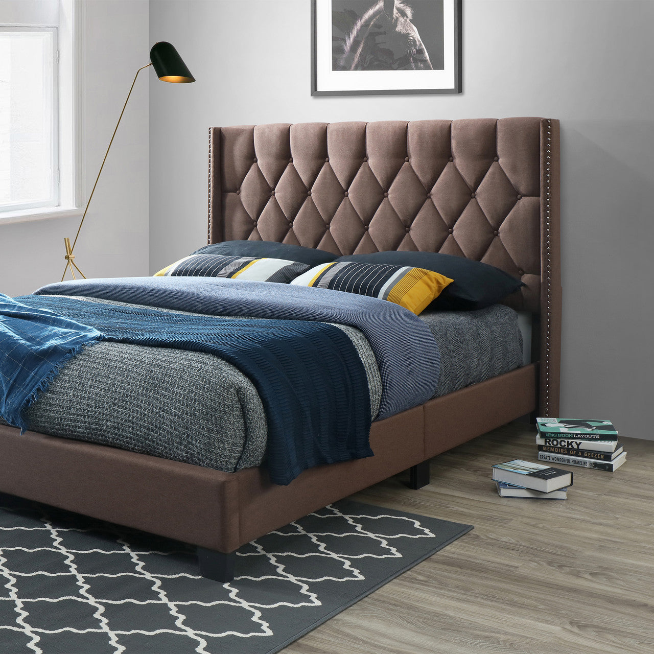 Go Green Woods Amelia Fabric Tufted Queen Platform Bed