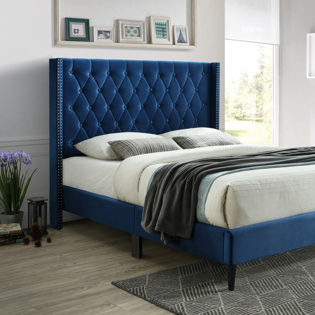 Go Green Woods Amelia Velvet Tufted Queen Platform Bed