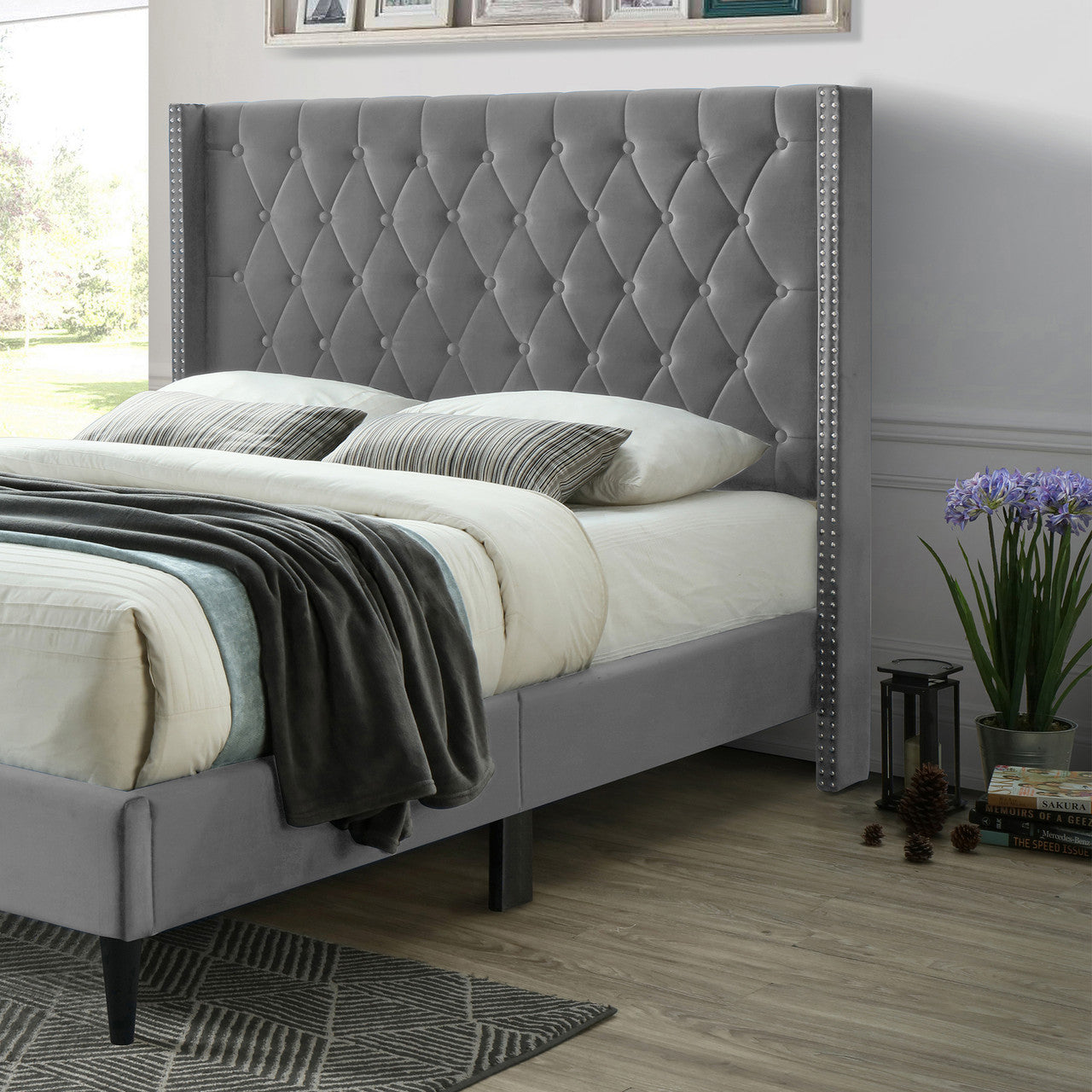 Go Green Woods Amelia Velvet Tufted Queen Platform Bed