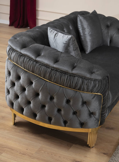 Vanessa Loveseat