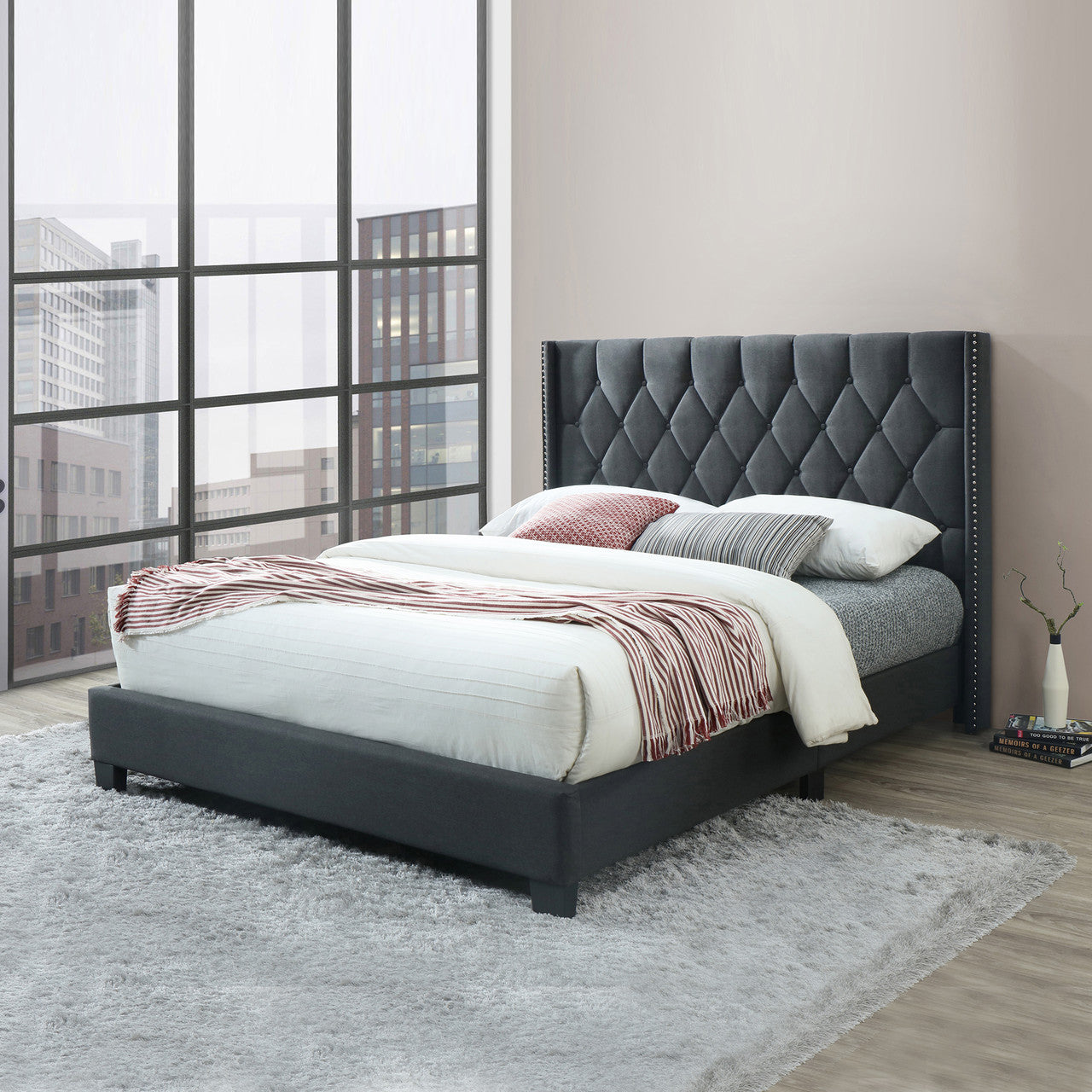 Go Green Woods Amelia Fabric Tufted Queen Platform Bed