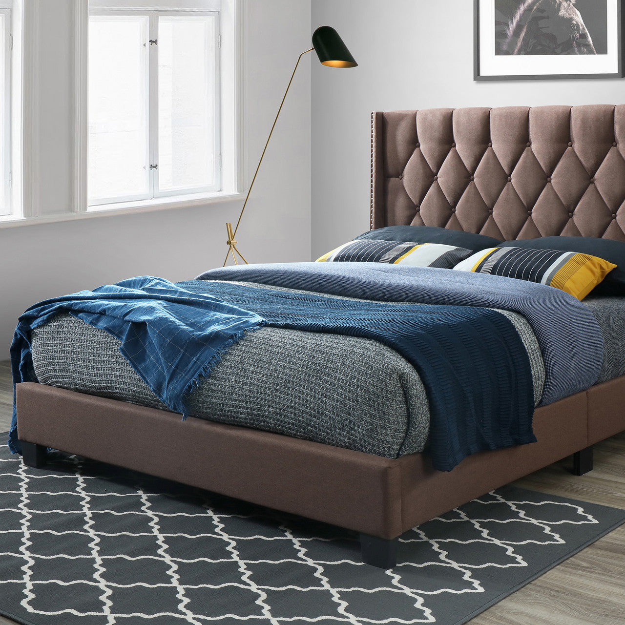 Go Green Woods Amelia Fabric Tufted Queen Platform Bed