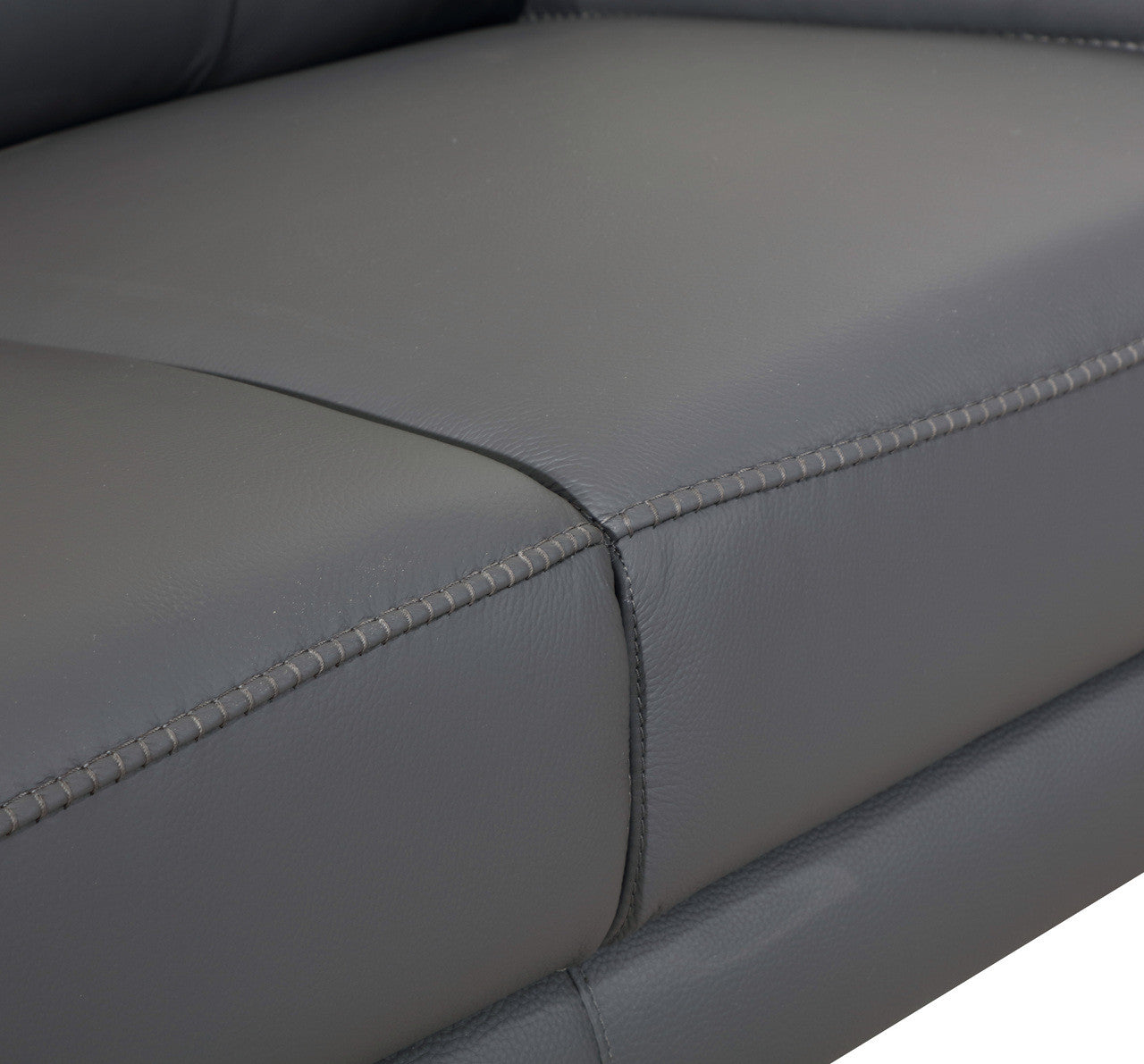 Supreme Roma Loveseat